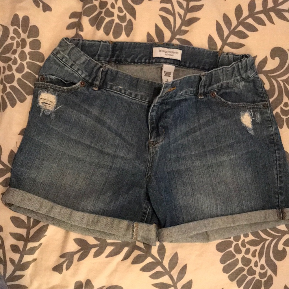 Maternity shorts